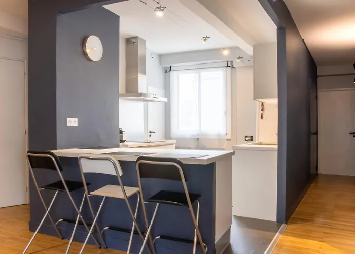 Le Boncenne - Large Bright T4 Downtown פואטייה